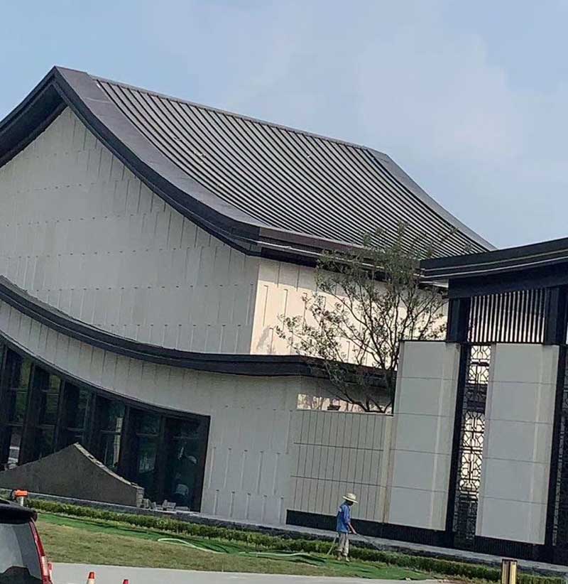 静海金属屋面板的常见类型有哪些？